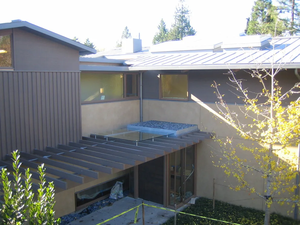 Awnings and Veranda Enclosures by Solarium/Skylight Inc - Photo 7