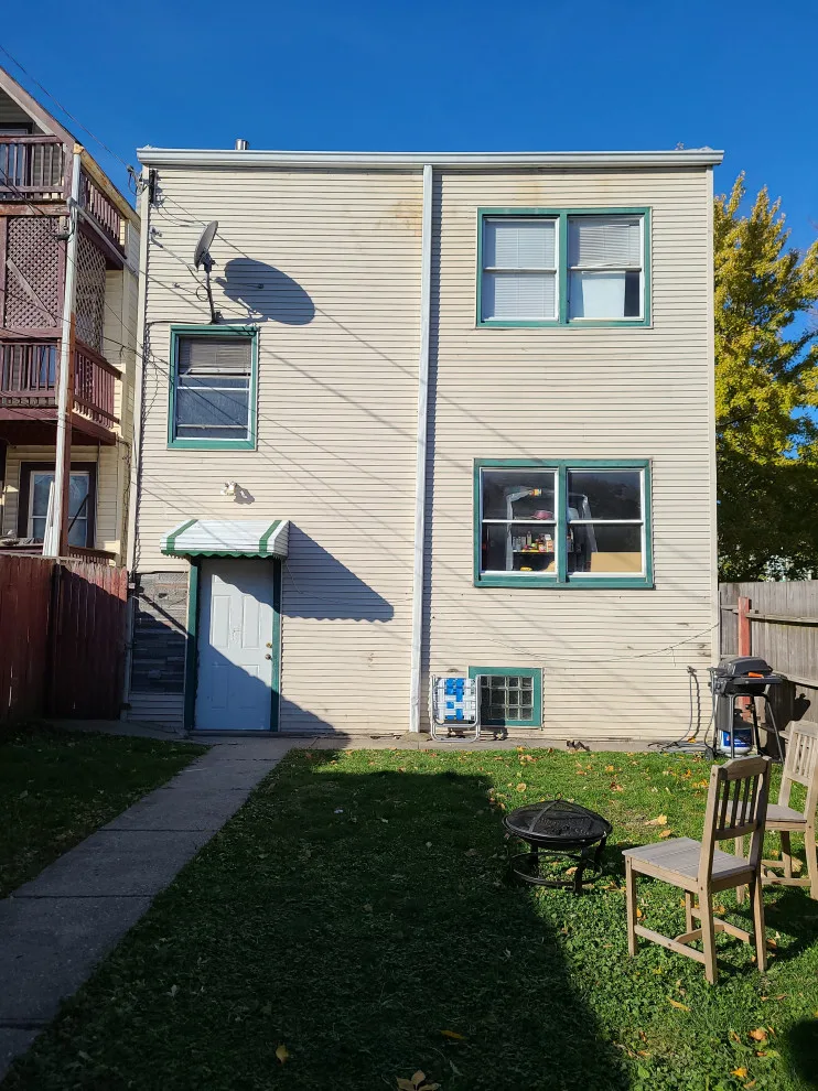 Chicago Siding and Windows by WSR Quality Inc. - Photo 9