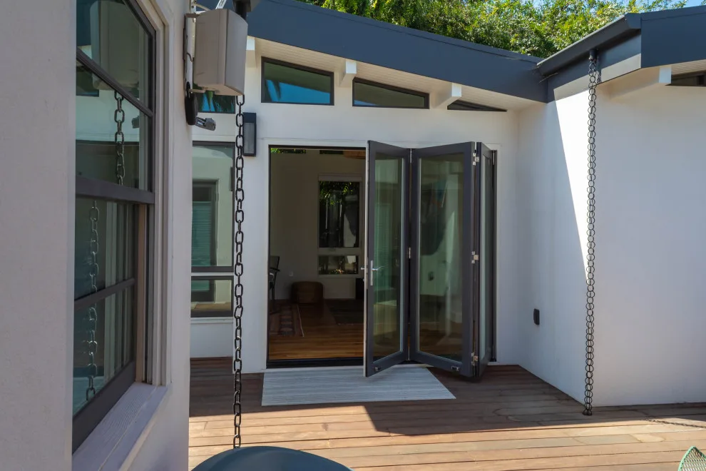 Modern La Jolla Accessory Dwelling Unit by Designer Window Supply - Photo 8