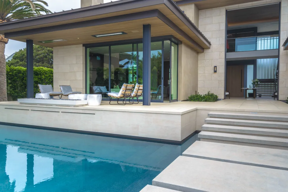 Modern Laguna Beach Residence by Designer Window Supply - Photo 3