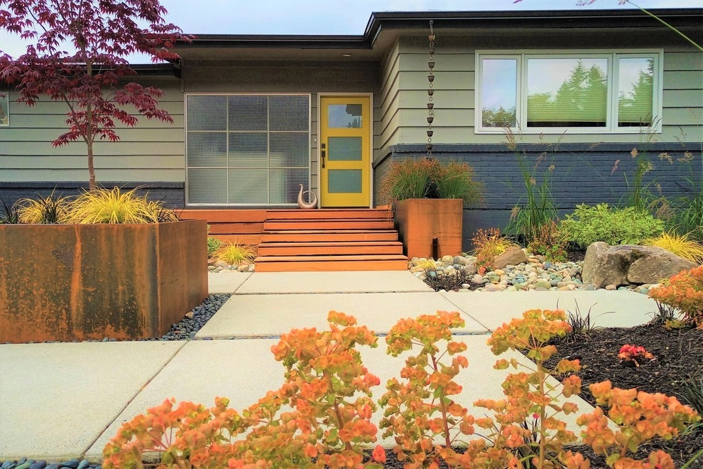 Broadview Mid-Century Makeover by Olander Garden Design - Photo 8
