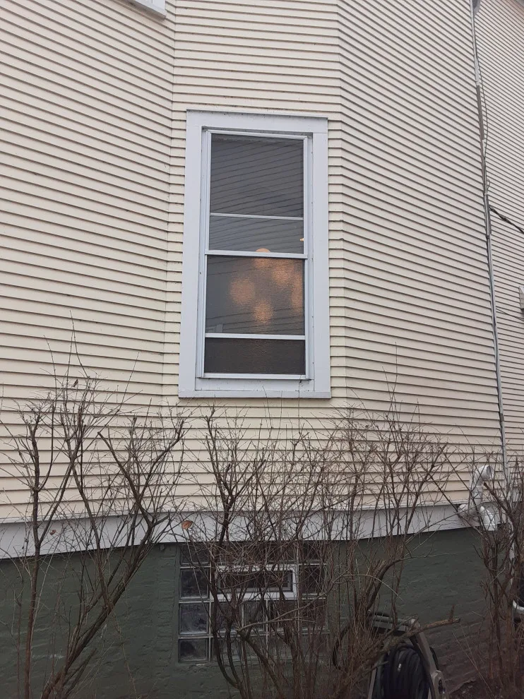 Evanston IL, Vinyl Window Installation by WSR Quality Inc. - Photo 4