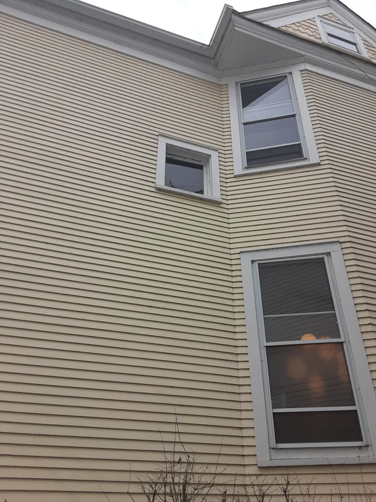 Evanston IL, Vinyl Window Installation by WSR Quality Inc. - Photo 3