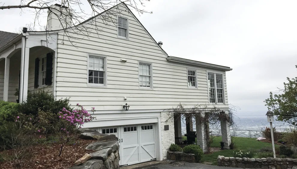 Lookout Mountain Revamp | Siding, Trim, Porch Ceiling, Windows by Chattanooga EXteriors - Photo 3