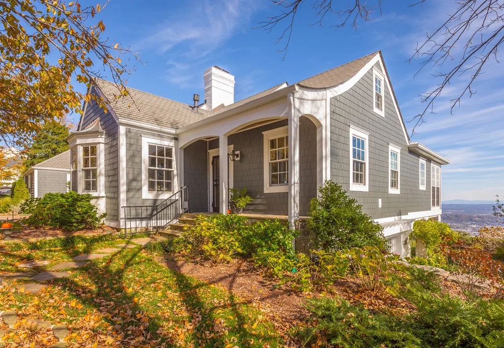Lookout Mountain Revamp | Siding, Trim, Porch Ceiling, Windows by Chattanooga EXteriors - Photo 4
