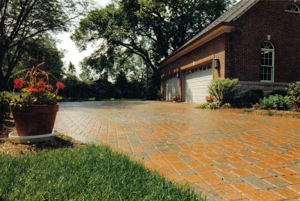 Hinsdale Project by Old World Brick Paving - Photo 9