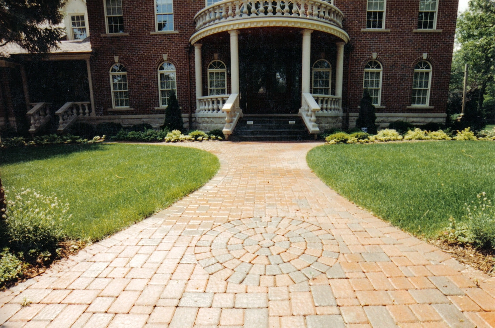 Hinsdale Project by Old World Brick Paving - Photo 10