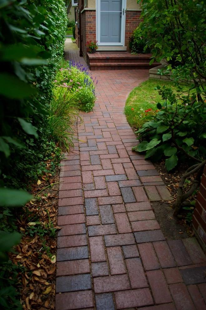 Frish Project by Old World Brick Paving - Photo 31