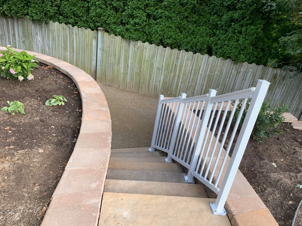 Dalsasso Retaining Wall, Stairs and Crushed Stone Courtyard by Omega Brick & Landscaping - Photo 4