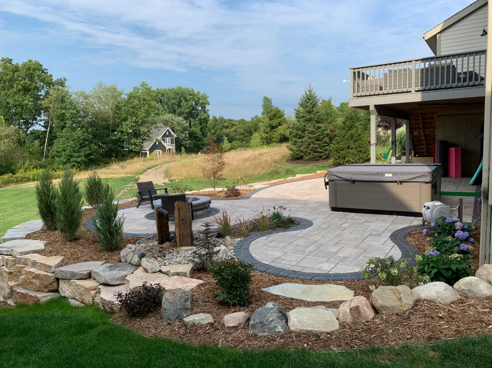Smith Outdoor Living by Omega Brick & Landscaping - Photo 4