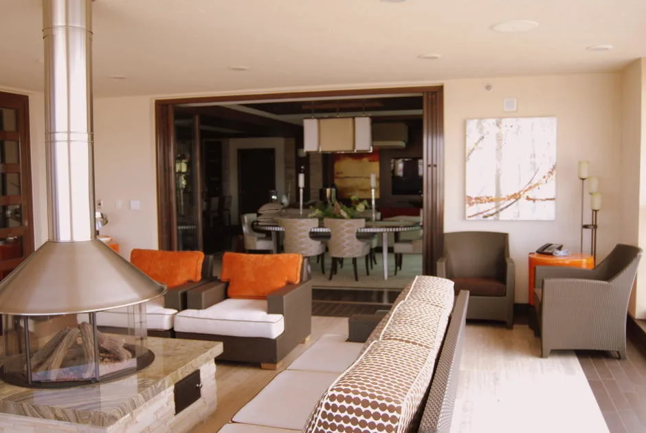 Penthouse Suite at Golden Nugget Las Vegas by Panda Windows & Doors - Photo 2