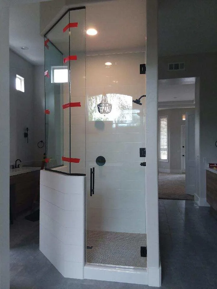 shower enclosures by AZ Xtreme Glass & Mirror, LLC - Photo 6