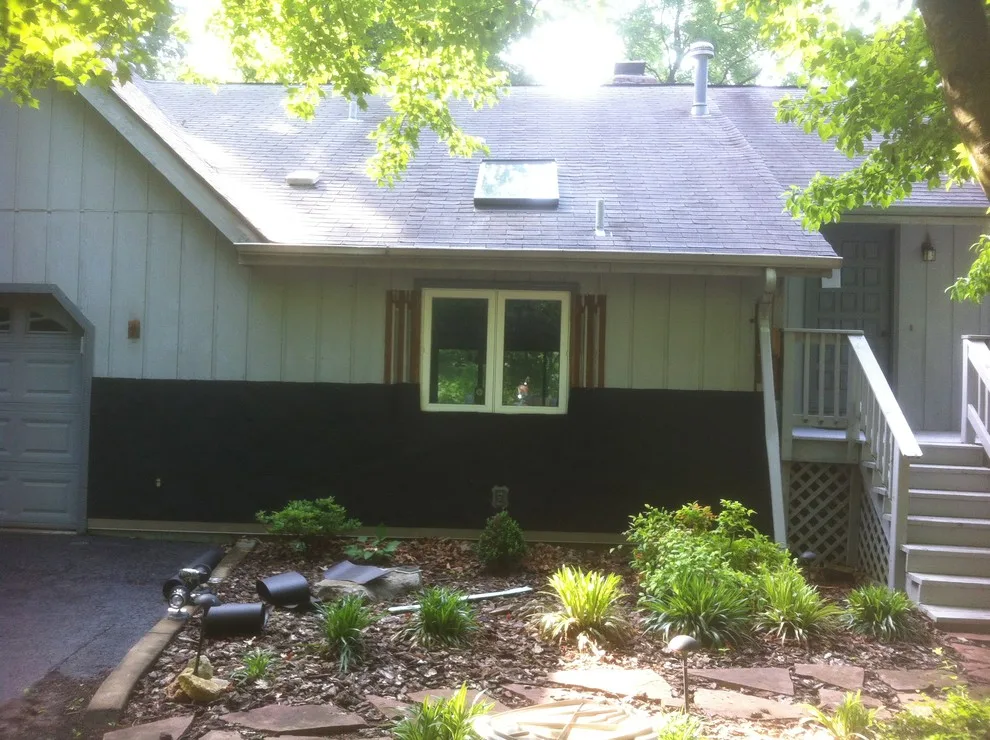 Sunset Hills, MO - Driftwood Gray Exterior, Sterling Gray Stonework by Clearview Windows And Siding - Photo 5