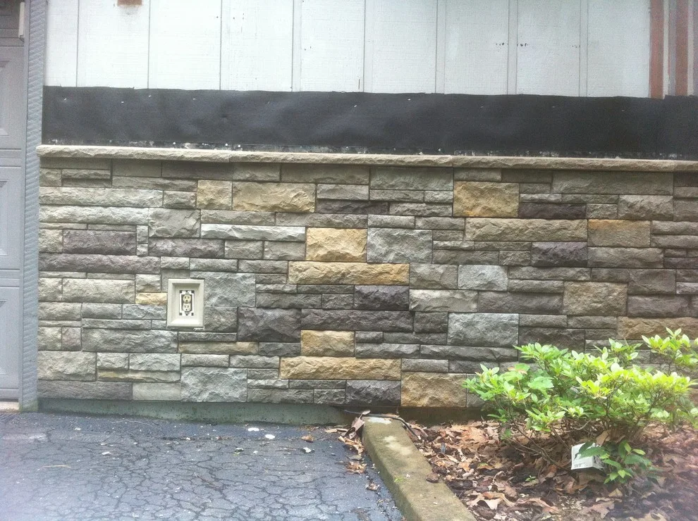 Sunset Hills, MO - Driftwood Gray Exterior, Sterling Gray Stonework by Clearview Windows And Siding - Photo 10
