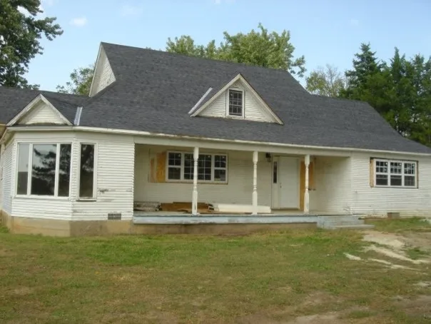 Home Renew - Photo 6