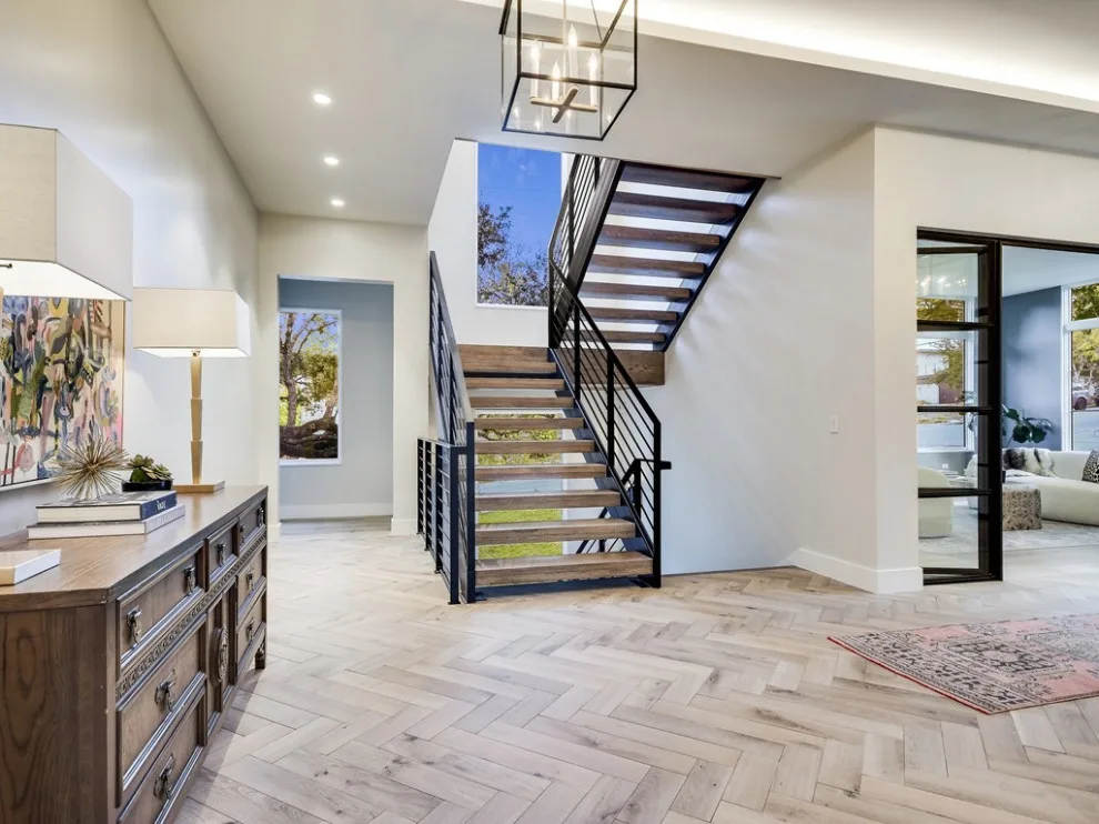 2020 - Housing Developments by Presidio Doors - Photo 9