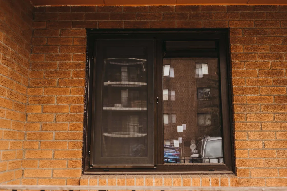 Windsor Apartment Construction by German System Windows - Photo 14