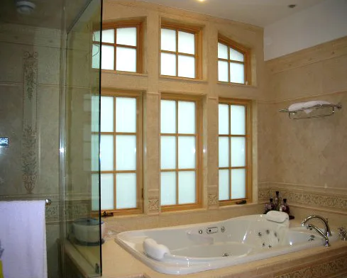 Innovative Glass Corp - Photo 3