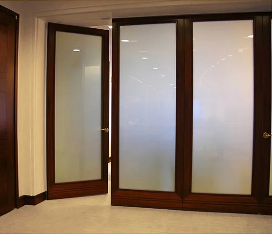 Access Points & Entrances — Adjustable Privacy Glass by Innovative Glass Corp - Photo 4