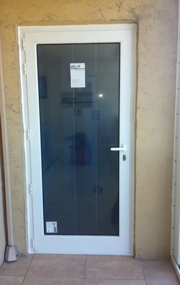 Fonte Fix Construction - Windows And Doors - Photo 2