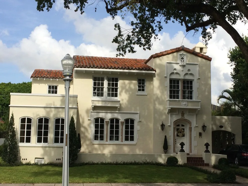 Miami Residence by Prestige Windows & Doors - Photo 2