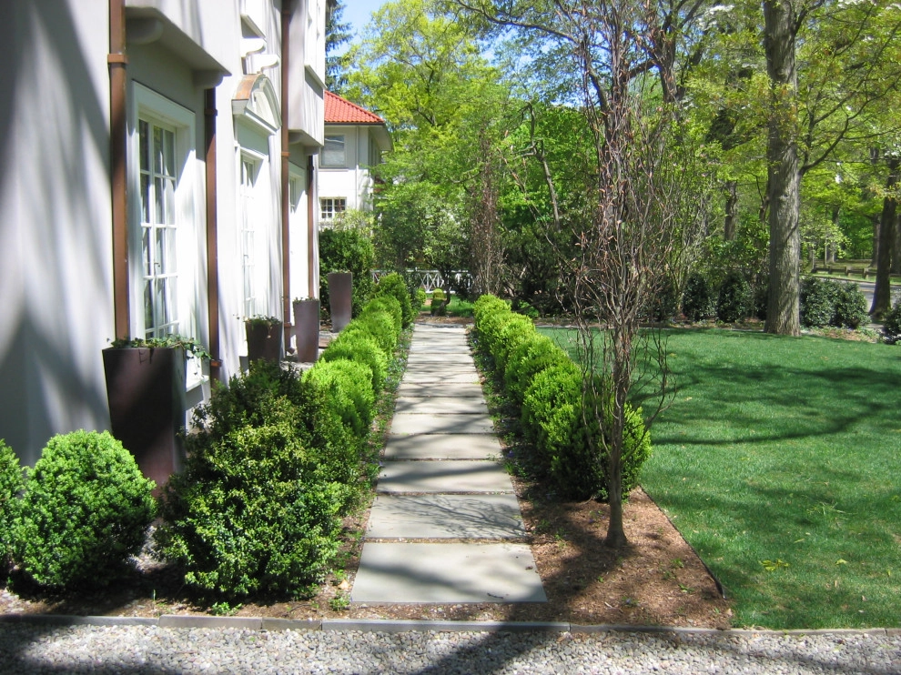 Gardens at Livingston by Outdoor Lifestyles - Photo 12