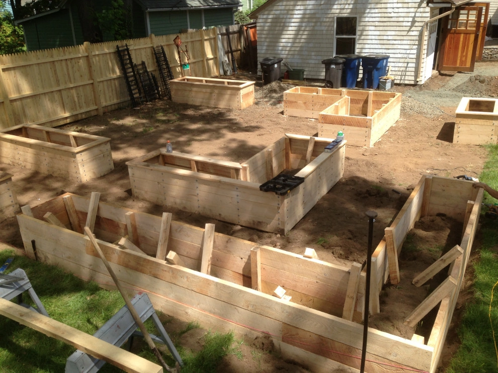 New Haven Dining Garden by Outdoor Lifestyles - Photo 4