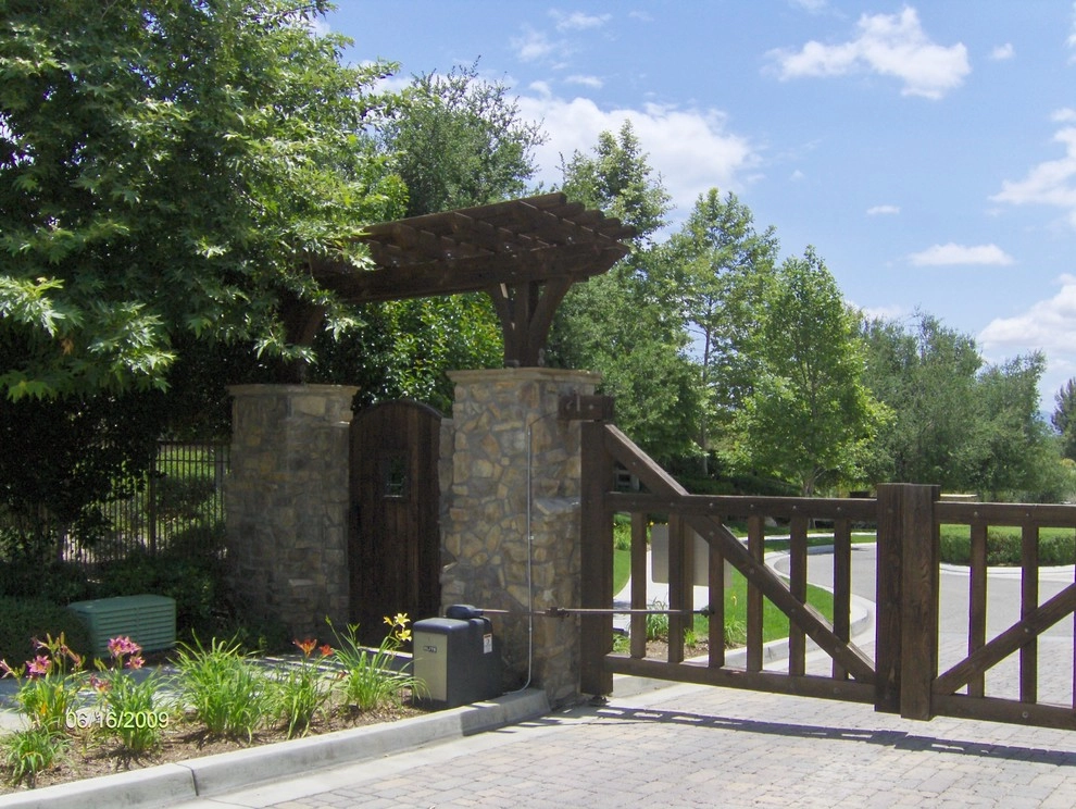 Greer Ranch Guard House, Murrieta CA by Architerra Design Group - Photo 3