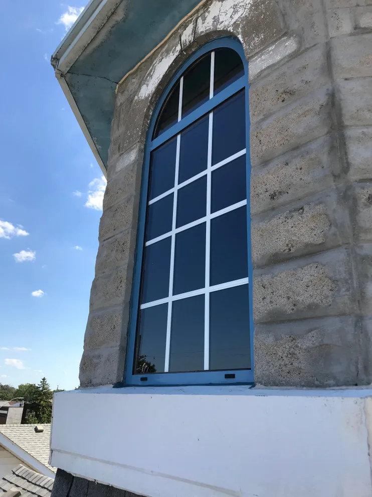 Windsor Orthodox Church by German System Windows - Photo 6