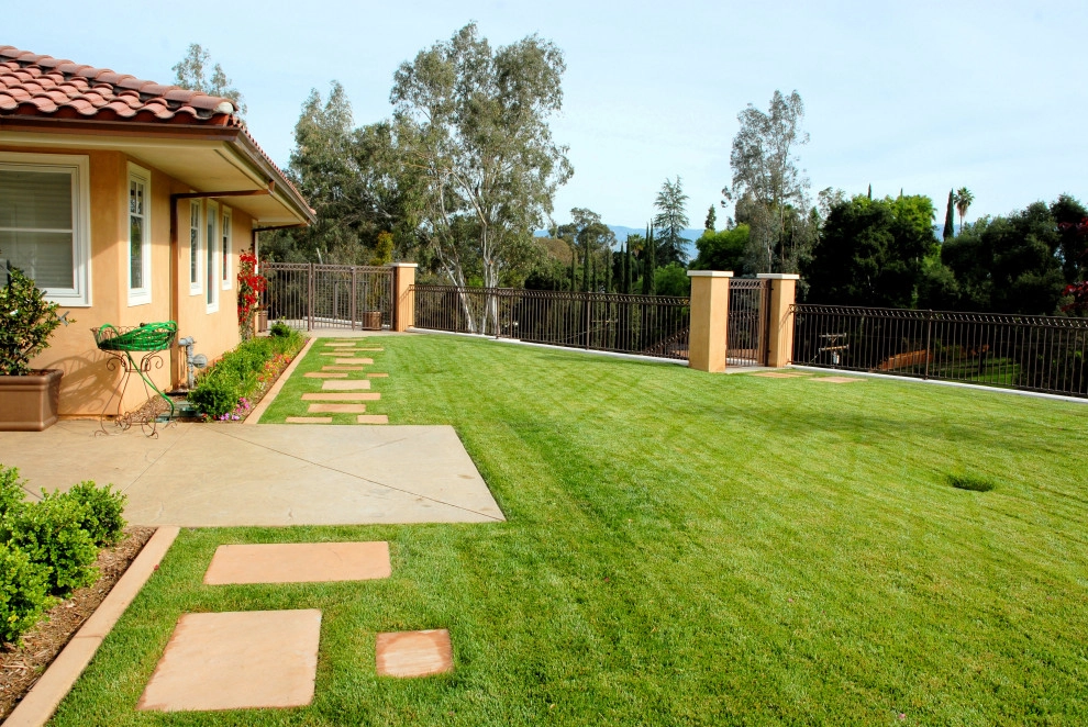 Custom Residential Redlands CA by Architerra Design Group - Photo 3
