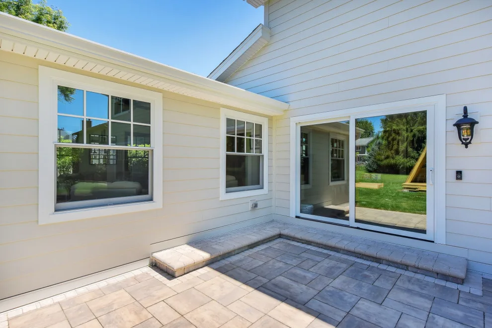 Lisle Pella Windows and Hardie Siding by Schmidt Exteriors, Inc. - Photo 5