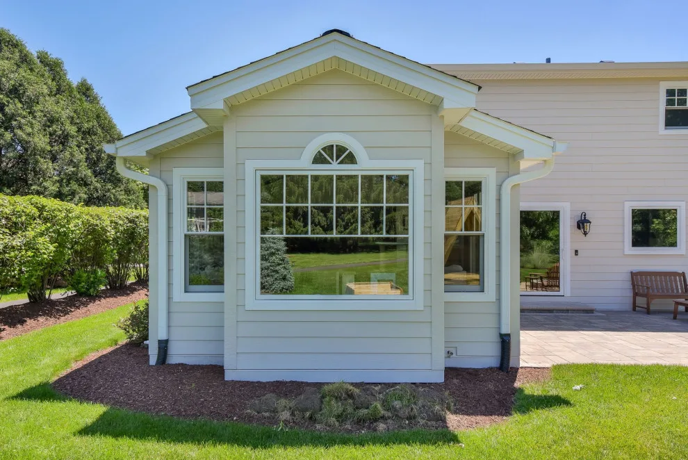 Lisle Pella Windows and Hardie Siding by Schmidt Exteriors, Inc. - Photo 8