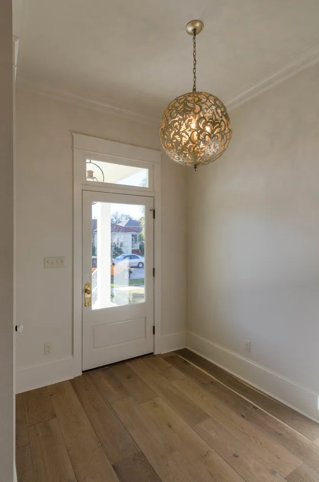 Lakeview Construction Project in Savoie by Jefferson Door Company - Photo 11