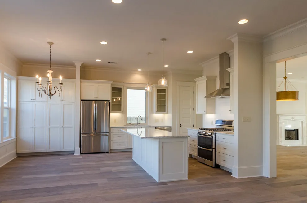 Lakeview Construction Project in Savoie by Jefferson Door Company - Photo 28