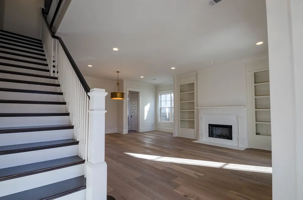 Lakeview Construction Project in Savoie by Jefferson Door Company - Photo 21