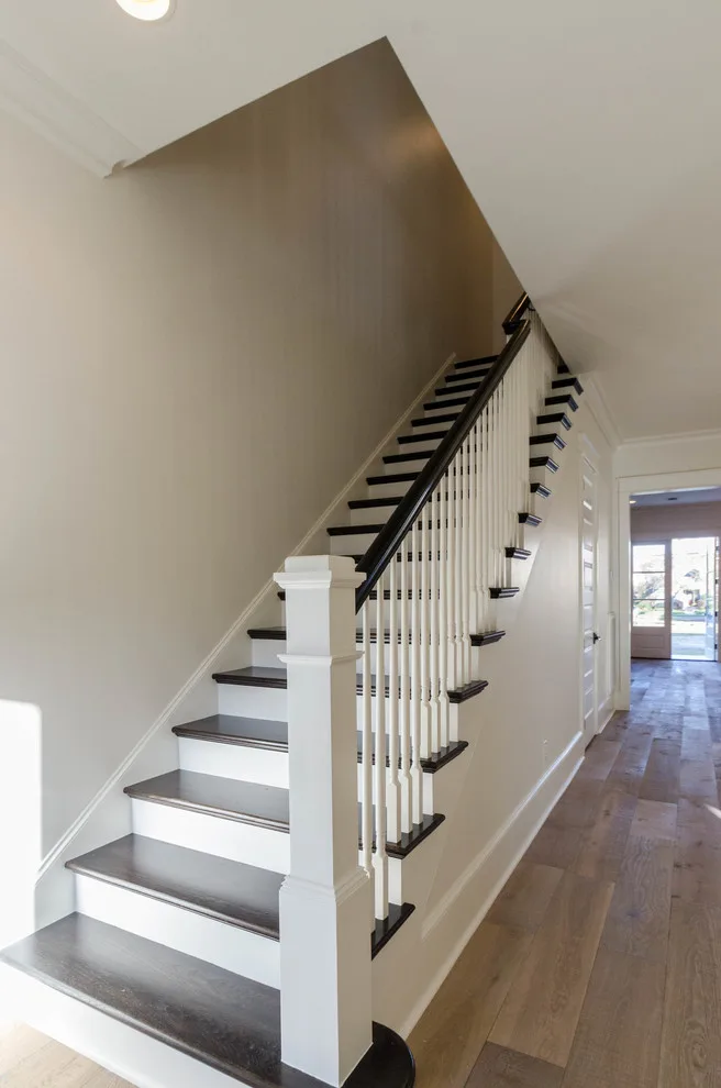 Lakeview Construction Project in Savoie by Jefferson Door Company - Photo 7