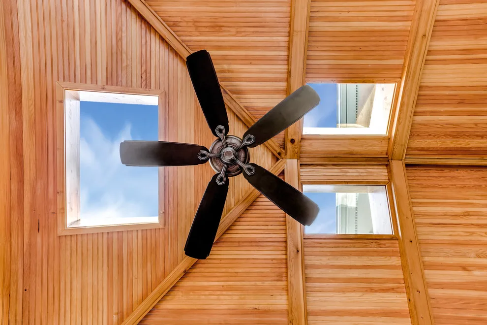 Sky View Screened Porch by Velux - Photo 2