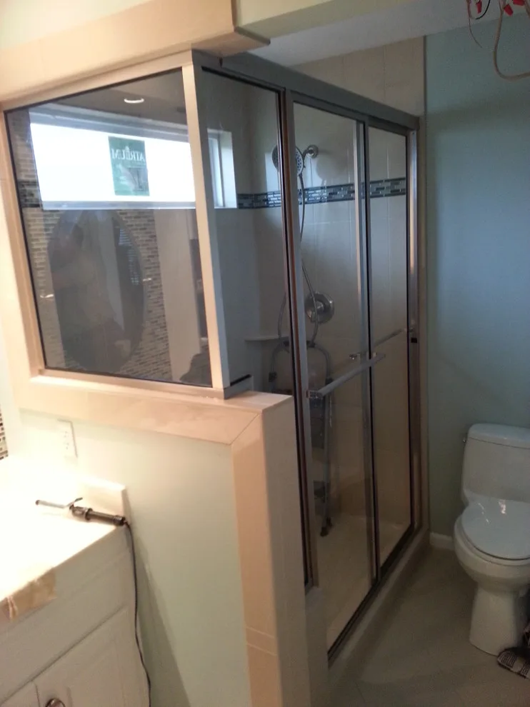 Framed and Frameless Sliding Shower Doors by Convenient Glass Service Inc. - Photo 10