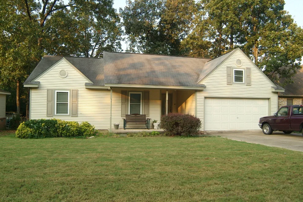 Royal Windows & Siding Inc - Photo 11