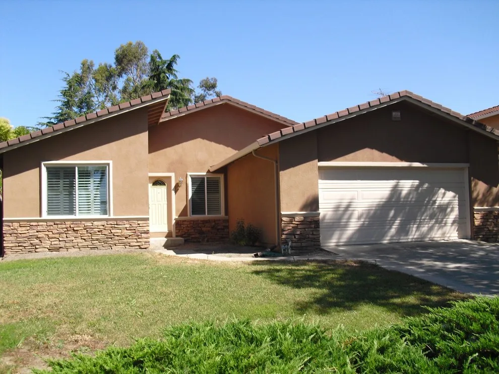 Custom Exteriors, Inc - Photo 6