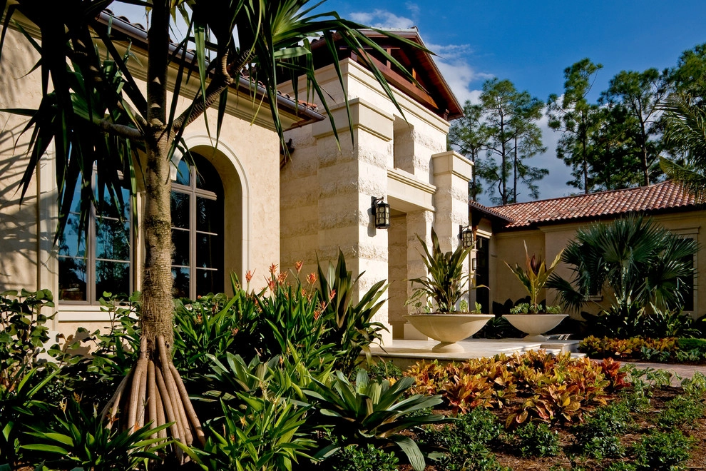 Residential by Outside Productions Inc - Photo 22