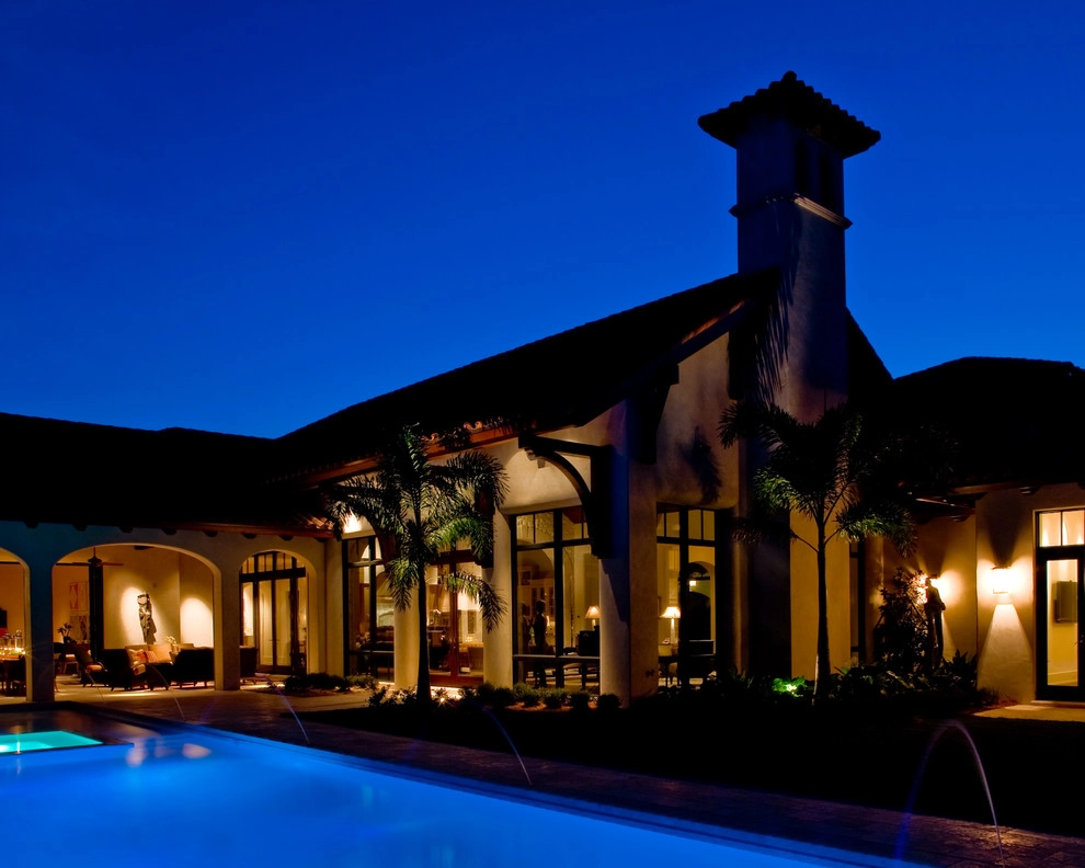Residential by Outside Productions Inc - Photo 11