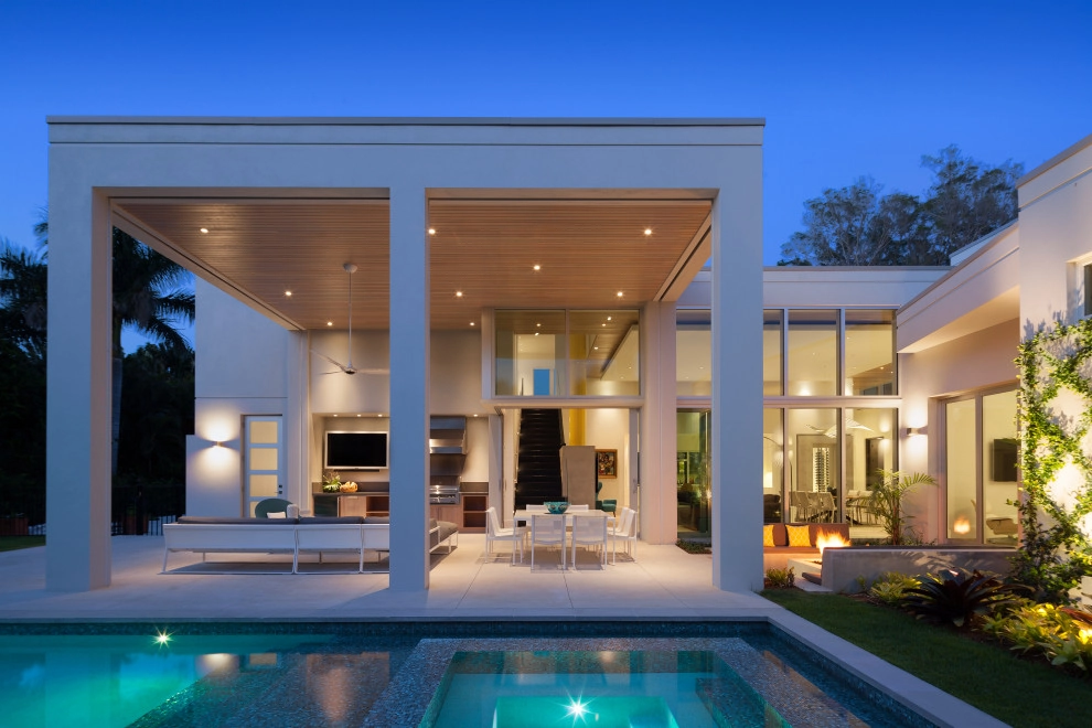 Contemporary Estate by Outside Productions Inc - Photo 4