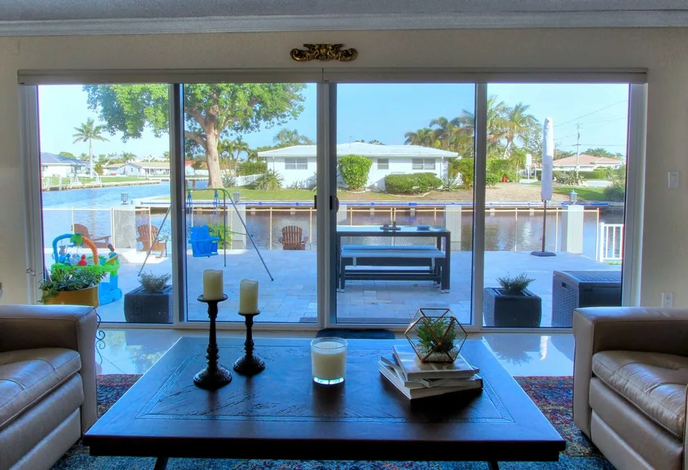 Alco Windows And Doors - Photo 7