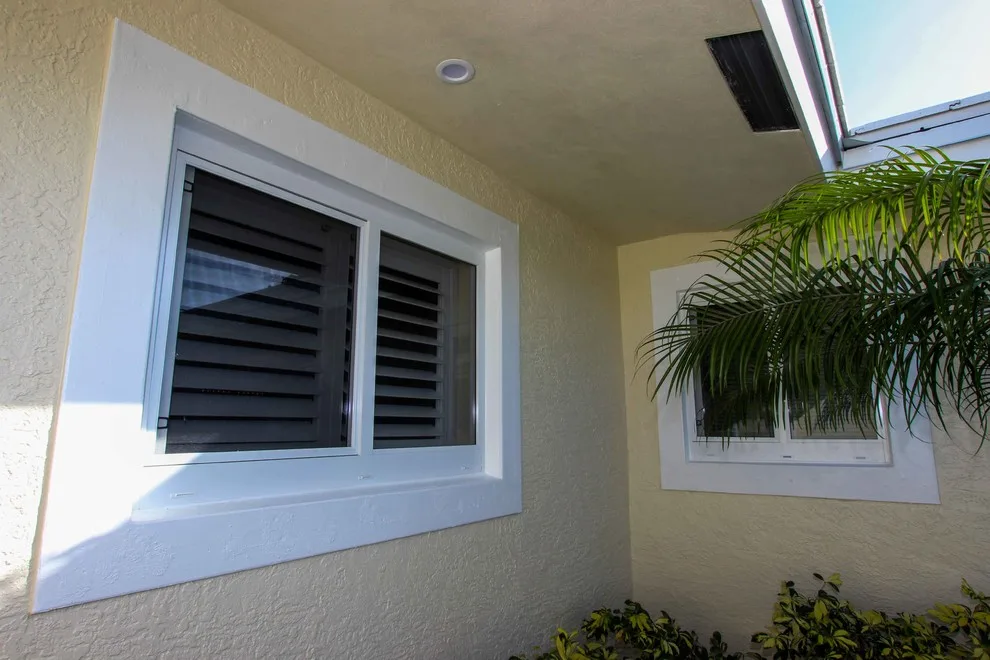 Yero House by Alco Windows And Doors - Photo 10