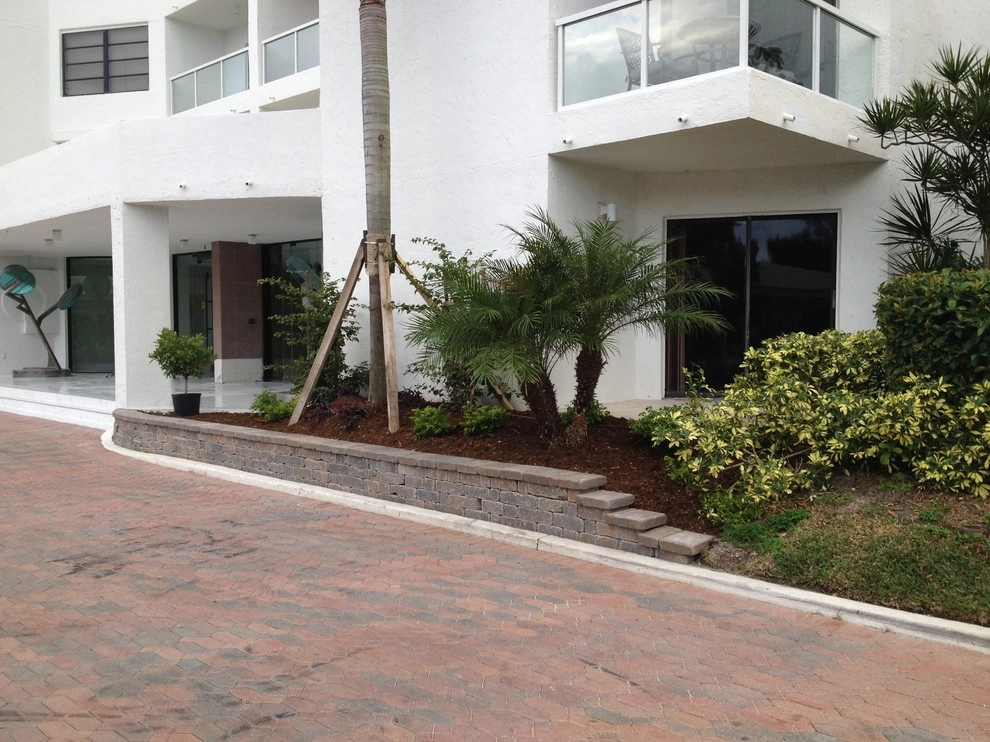 Privateer South Condominium, Longboat Key FL by P.C.Gormley Landscape Design LLC - Photo 9