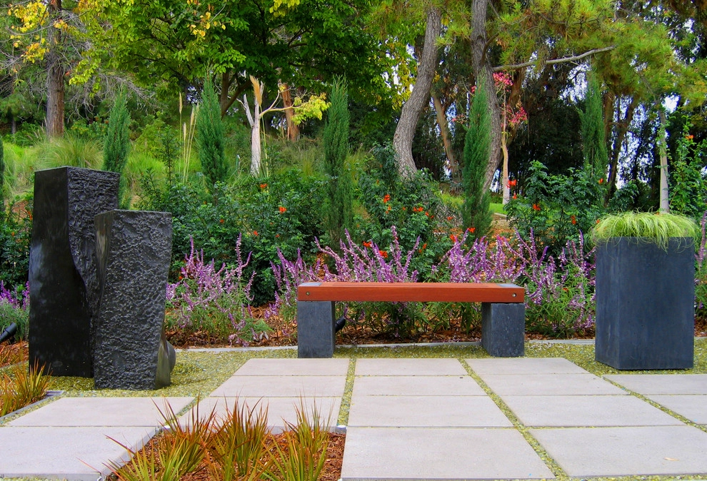 CONTEMPORARY STYLE COURTYARDS by Park Slope Design - Photo 2