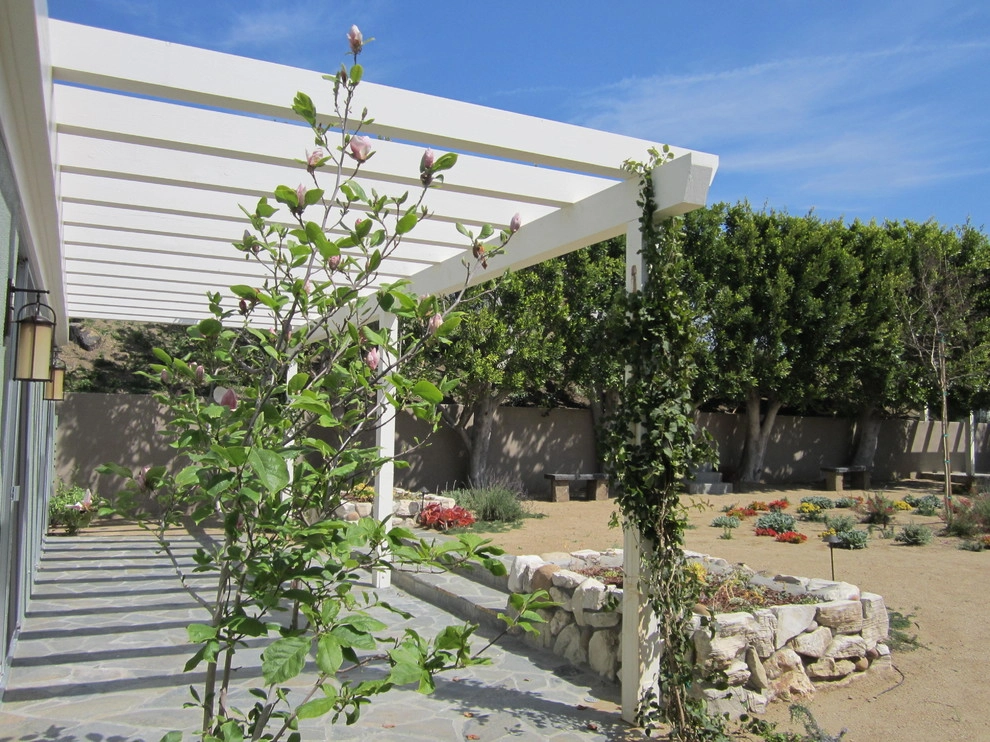 Pacific Palisades Mid Century Eclectic by Park Slope Design - Photo 2
