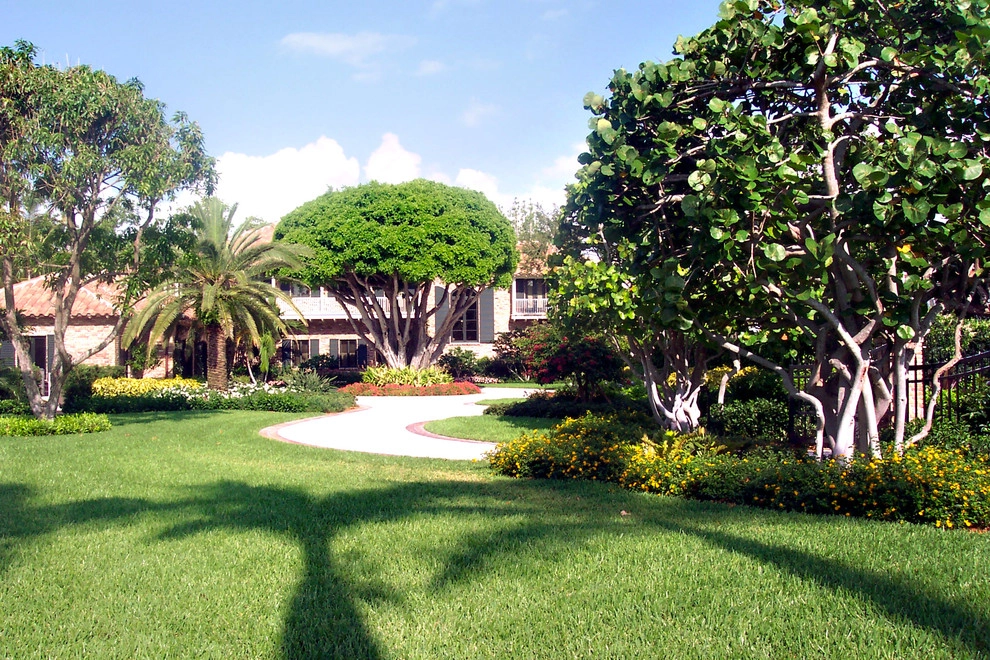 Custom Residence 06, Palm Beach by Parker-Yannette Design Group, Inc. - Photo 2