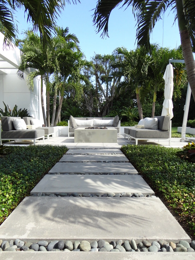 Custom Residence 01, Palm Beach by Parker-Yannette Design Group, Inc. - Photo 3